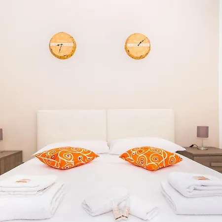 Corso Vittorio & Parco Del Valentino Bright Flat Apartment *